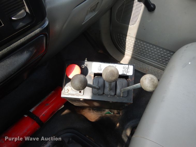 image for item DJ6523 2005 Ford F750 Super Duty  water truck