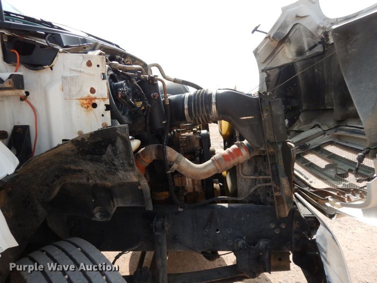 image for item DJ6523 2005 Ford F750 Super Duty  water truck