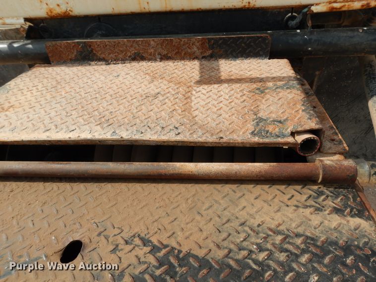 image for item DJ6523 2005 Ford F750 Super Duty  water truck