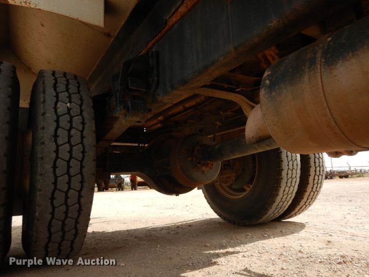 image for item DJ6523 2005 Ford F750 Super Duty  water truck