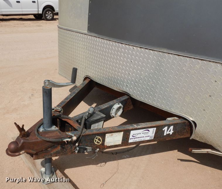 image for item DJ6528 2004 Interstate enclosed cargo trailer