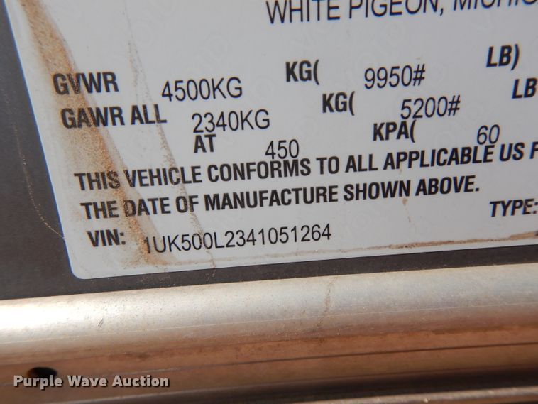 image for item DJ6528 2004 Interstate enclosed cargo trailer