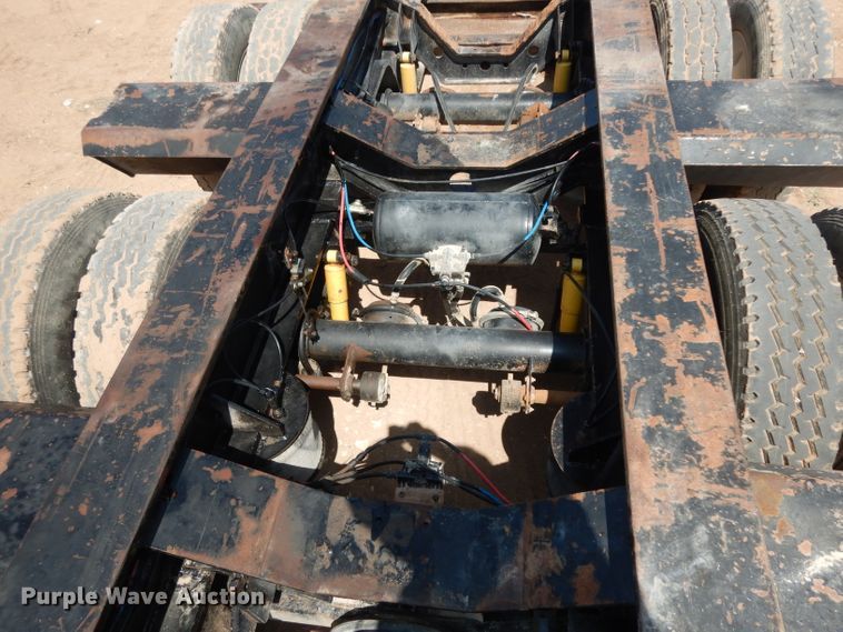 image for item DJ6535 2004 Fontaine TH55FLD/2004SPECIAL lowboy equipment trailer