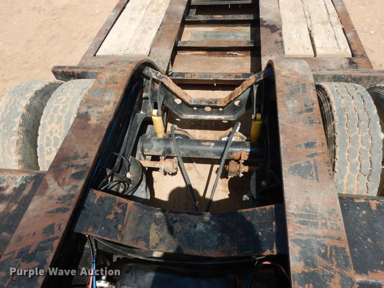 image for item DJ6535 2004 Fontaine TH55FLD/2004SPECIAL lowboy equipment trailer