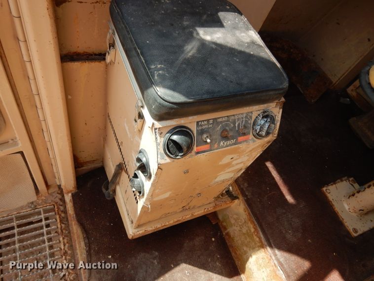 image for item DJ6536 1994 Capitol CTC 900  trencher