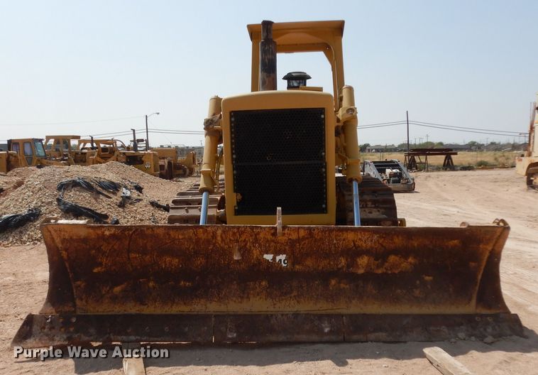 image for item DJ6537 International TD20E  dozer