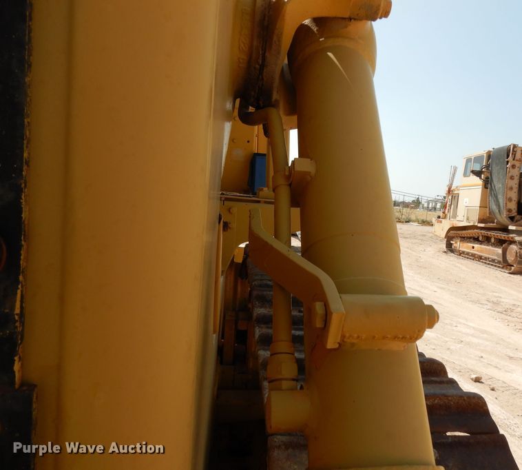 image for item DJ6537 International TD20E  dozer