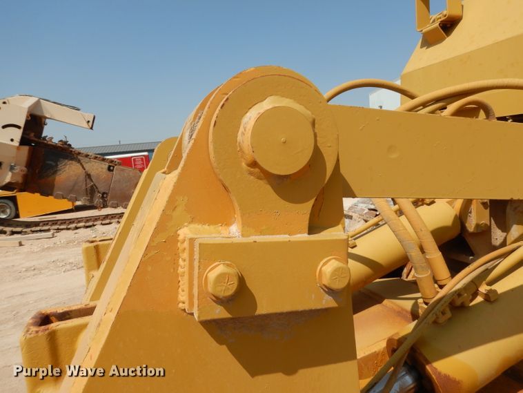 image for item DJ6537 International TD20E  dozer