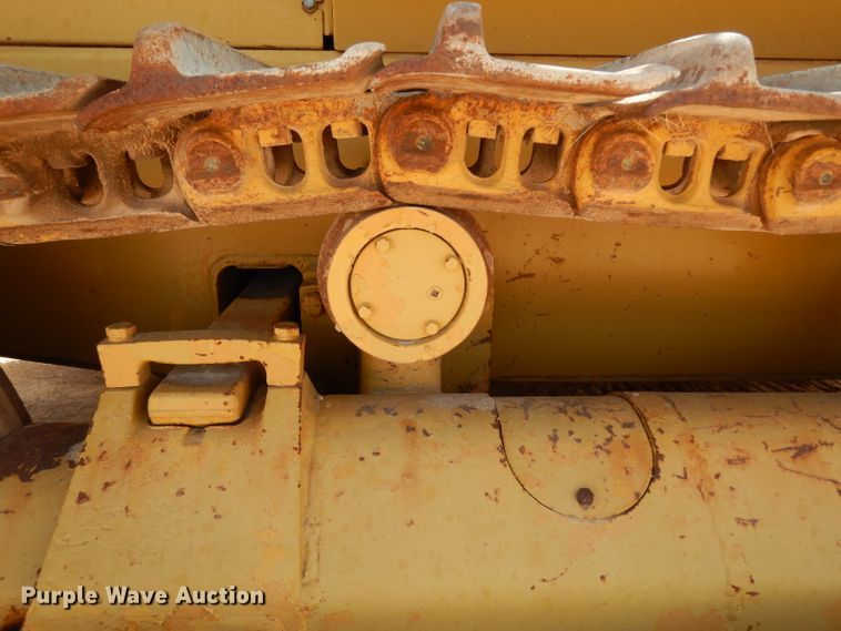 image for item DJ6537 International TD20E  dozer