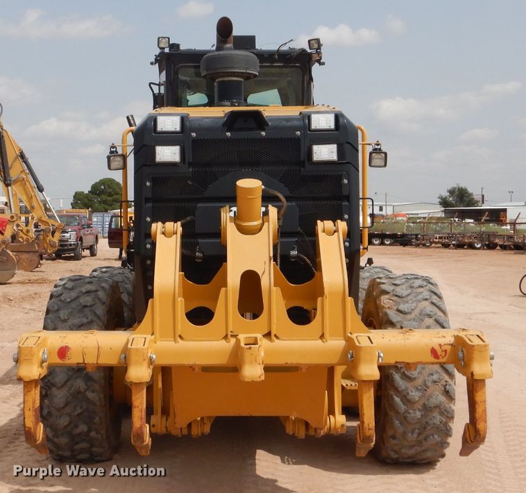 image for item DJ8764 2014 Caterpillar 140M2  motor grader