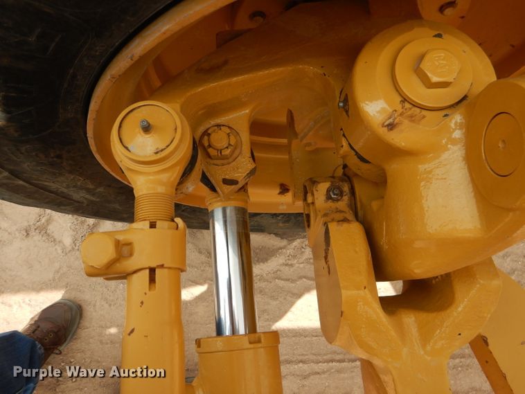 image for item DJ8764 2014 Caterpillar 140M2  motor grader