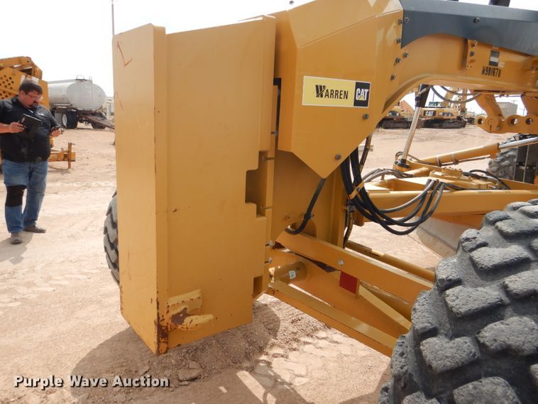 image for item DJ8764 2014 Caterpillar 140M2  motor grader