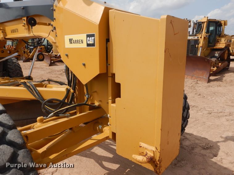 image for item DJ8764 2014 Caterpillar 140M2  motor grader