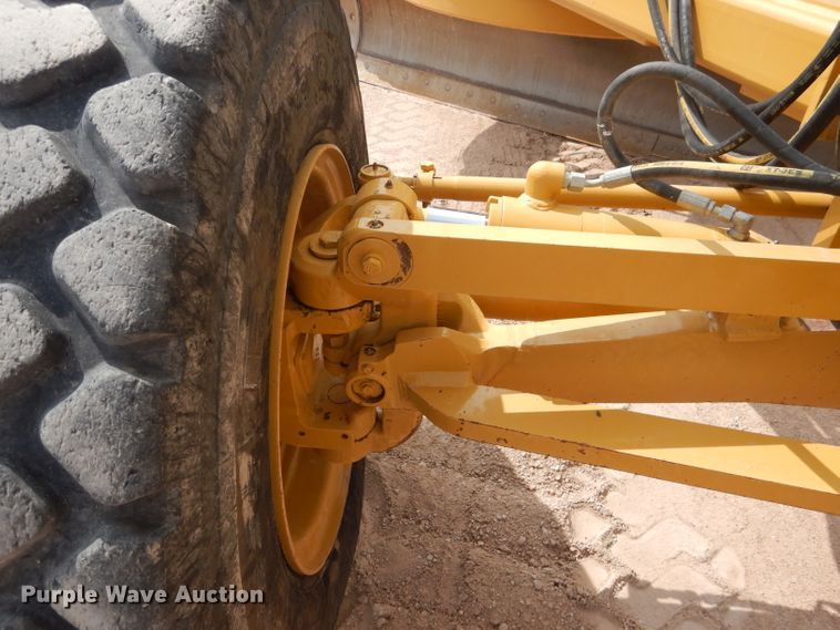 image for item DJ8764 2014 Caterpillar 140M2  motor grader