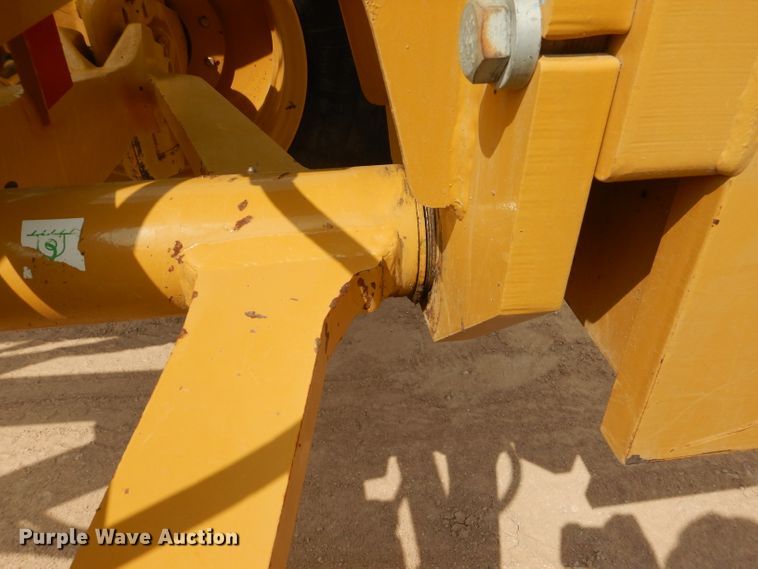 image for item DJ8764 2014 Caterpillar 140M2  motor grader