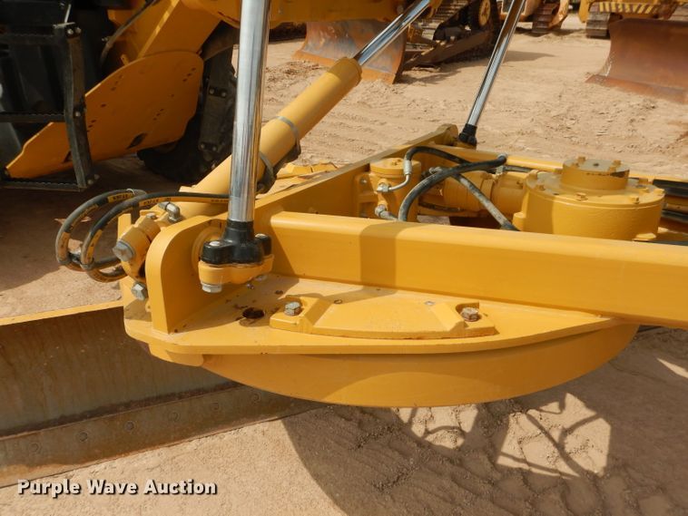 image for item DJ8764 2014 Caterpillar 140M2  motor grader