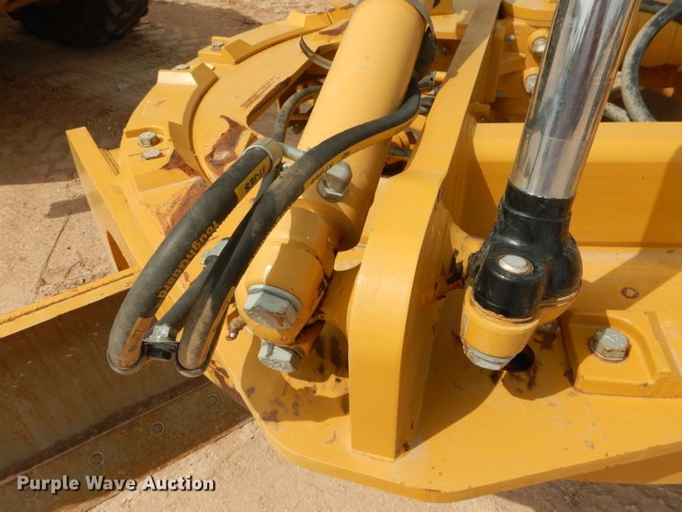 image for item DJ8764 2014 Caterpillar 140M2  motor grader