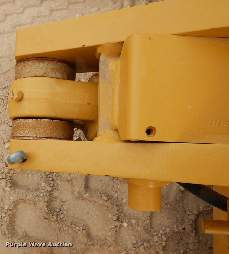 image for item DJ8764 2014 Caterpillar 140M2  motor grader