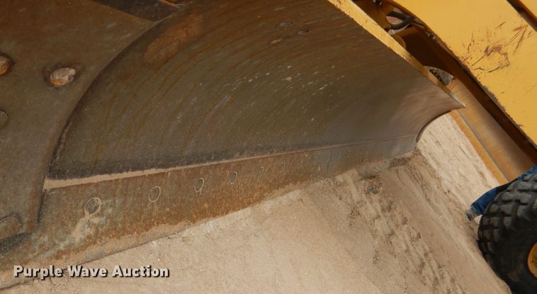 image for item DJ8764 2014 Caterpillar 140M2  motor grader