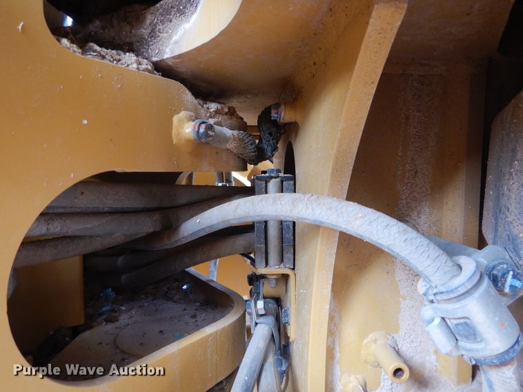 image for item DJ8764 2014 Caterpillar 140M2  motor grader