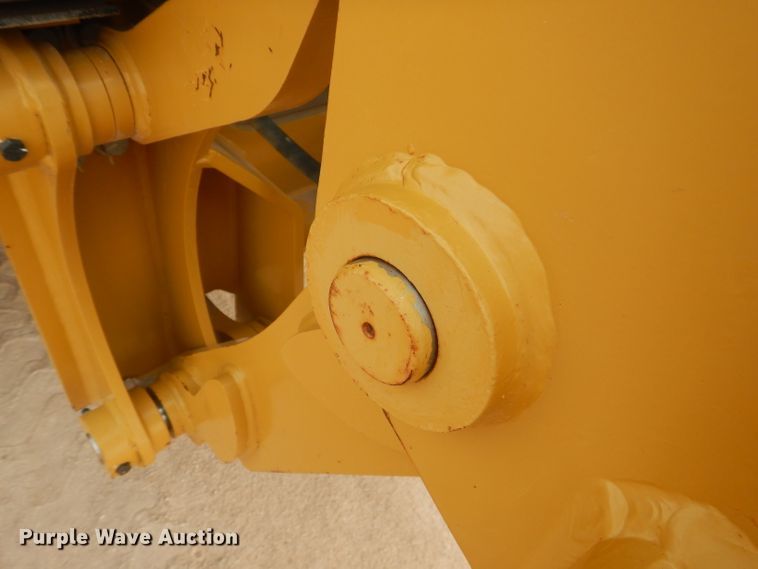 image for item DJ8764 2014 Caterpillar 140M2  motor grader