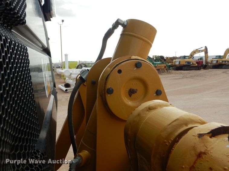 image for item DJ8764 2014 Caterpillar 140M2  motor grader