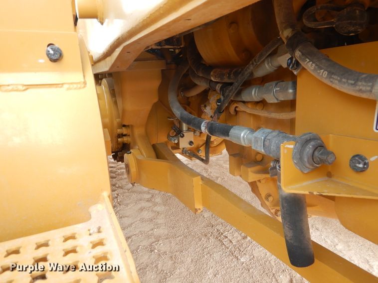 image for item DJ8764 2014 Caterpillar 140M2  motor grader