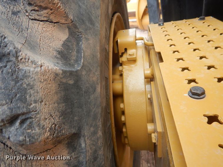 image for item DJ8764 2014 Caterpillar 140M2  motor grader