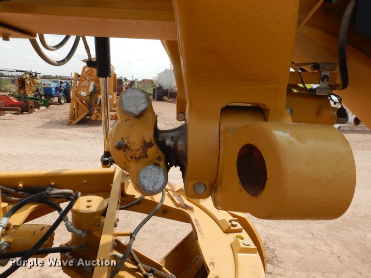 image for item DJ8764 2014 Caterpillar 140M2  motor grader