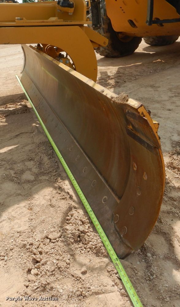 image for item DJ8764 2014 Caterpillar 140M2  motor grader