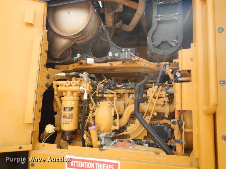 image for item DJ8764 2014 Caterpillar 140M2  motor grader