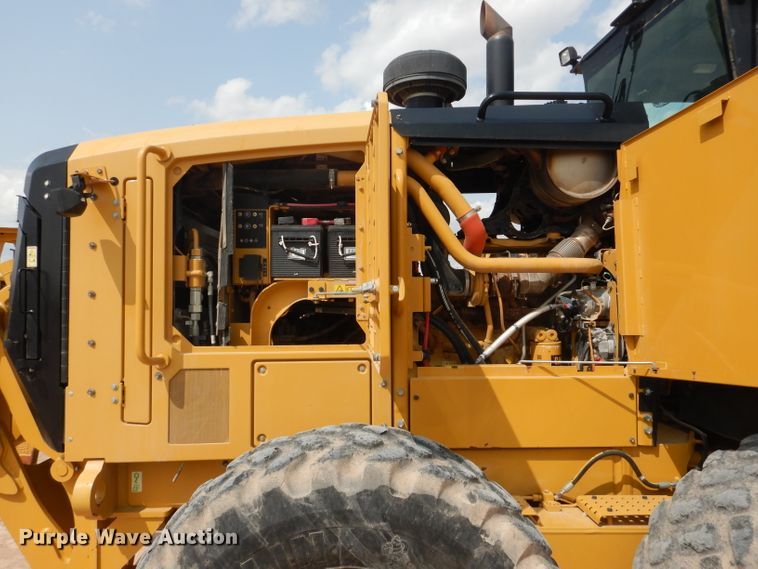 image for item DJ8764 2014 Caterpillar 140M2  motor grader