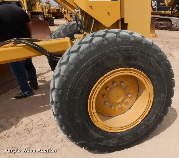 image for item DJ8764 2014 Caterpillar 140M2  motor grader