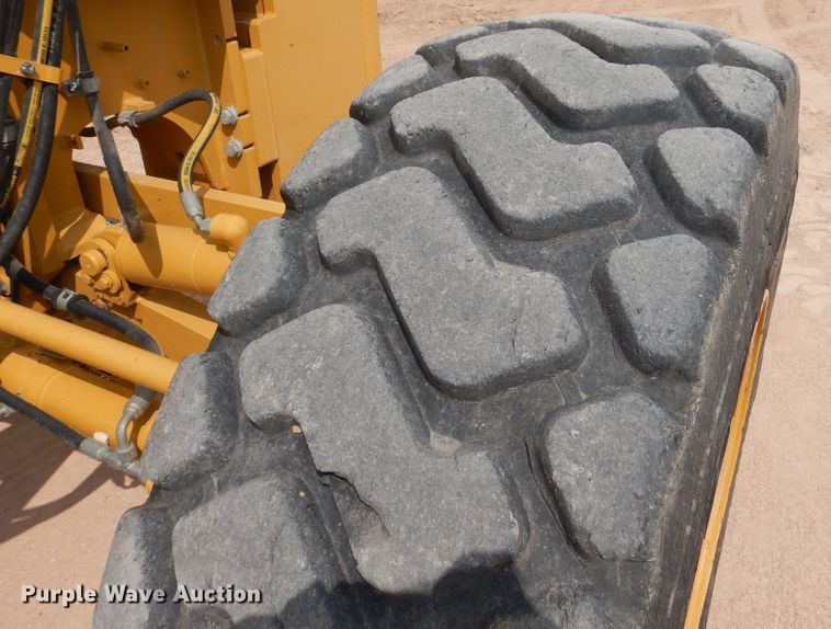 image for item DJ8764 2014 Caterpillar 140M2  motor grader