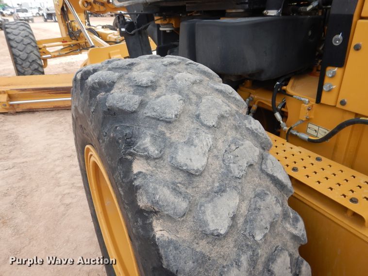 image for item DJ8764 2014 Caterpillar 140M2  motor grader