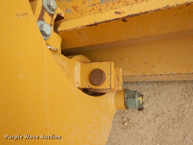 image for item DJ8764 2014 Caterpillar 140M2  motor grader