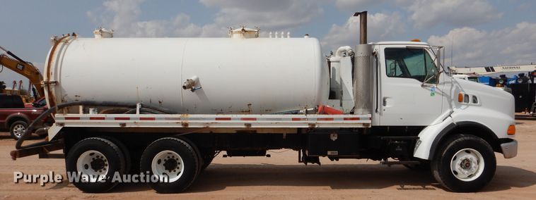 image for item DJ8765 1999 Sterling A-Line  tank truck