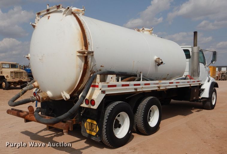 image for item DJ8765 1999 Sterling A-Line  tank truck