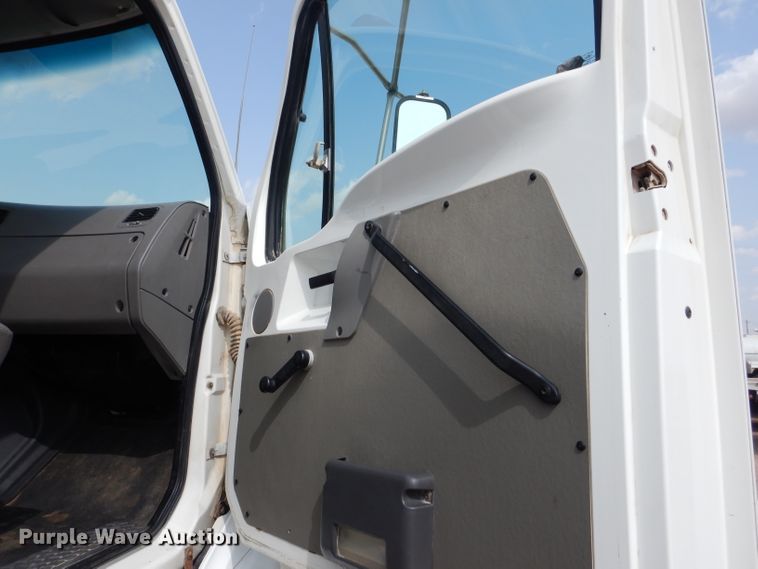 image for item DJ8765 1999 Sterling A-Line  tank truck