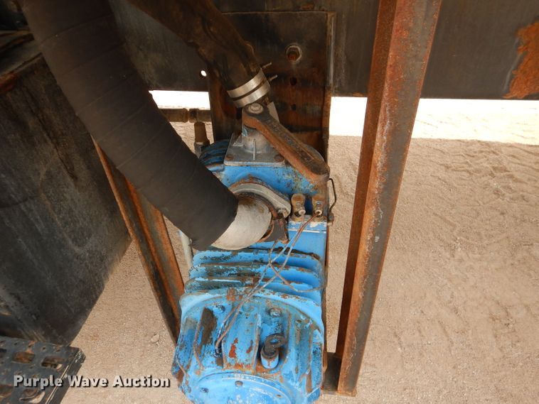 image for item DJ8765 1999 Sterling A-Line  tank truck