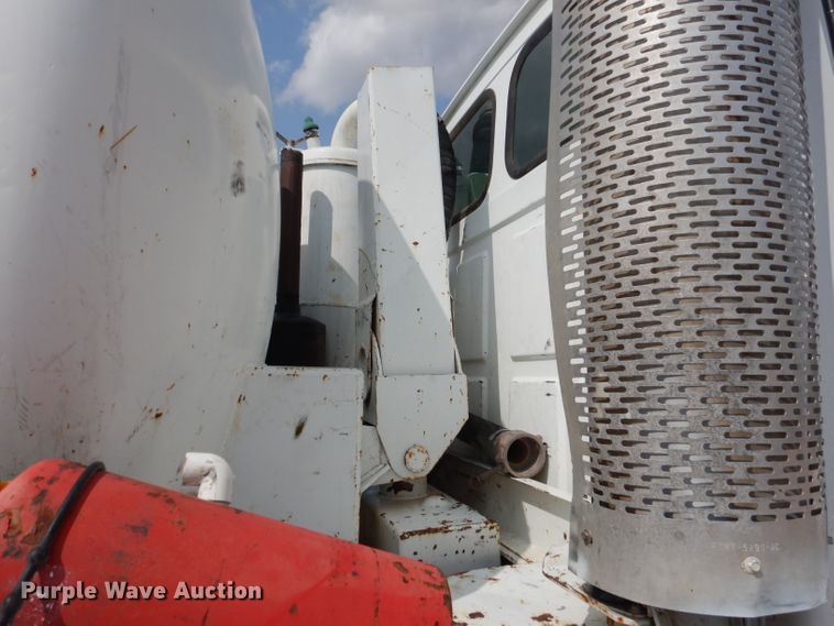 image for item DJ8765 1999 Sterling A-Line  tank truck