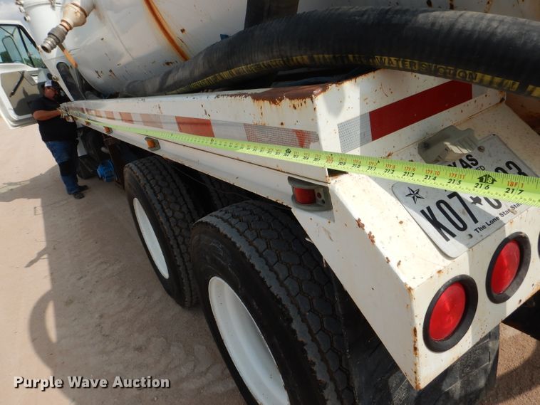 image for item DJ8765 1999 Sterling A-Line  tank truck