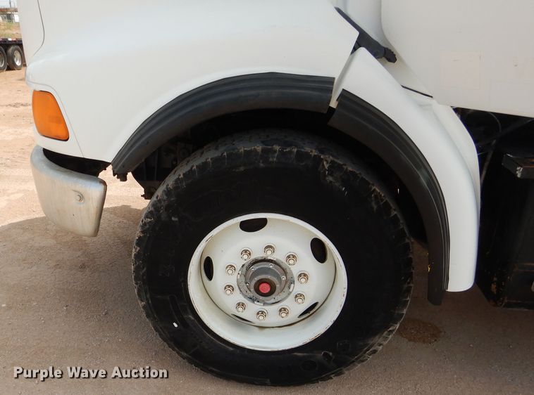 image for item DJ8765 1999 Sterling A-Line  tank truck