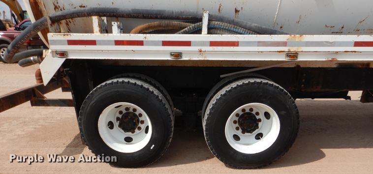 image for item DJ8765 1999 Sterling A-Line  tank truck