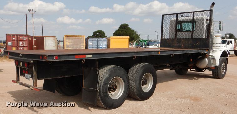 image for item DJ8766 1997 Peterbilt 357  flatbed truck