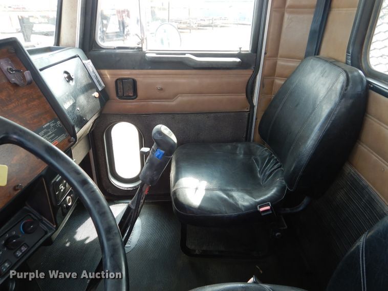 image for item DJ8766 1997 Peterbilt 357  flatbed truck