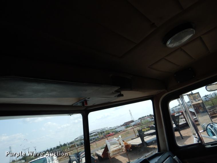 image for item DJ8766 1997 Peterbilt 357  flatbed truck