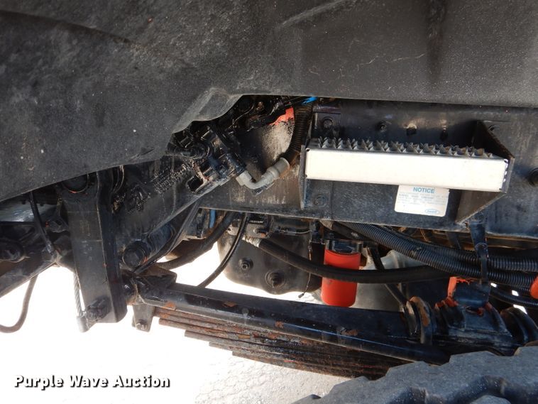 image for item DJ8766 1997 Peterbilt 357  flatbed truck