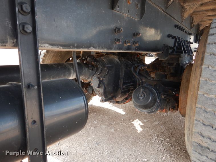 image for item DJ8766 1997 Peterbilt 357  flatbed truck