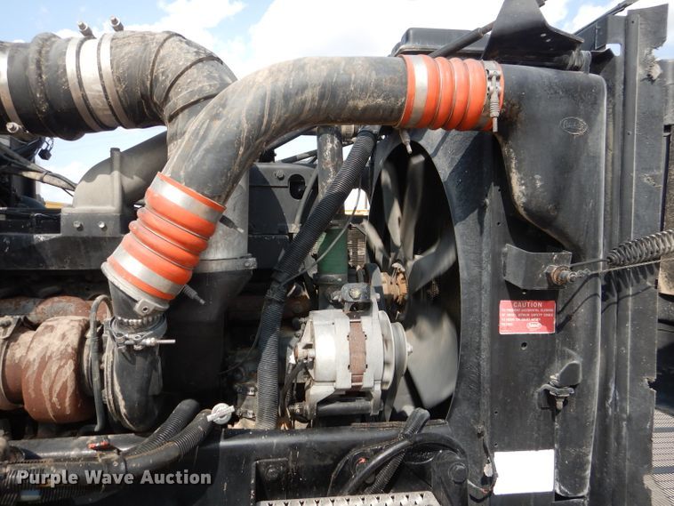 image for item DJ8766 1997 Peterbilt 357  flatbed truck